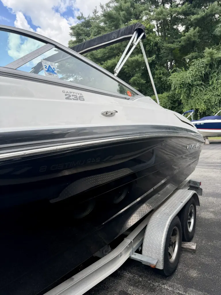 2014 RINKER CAPTIVA 236 - photo 2