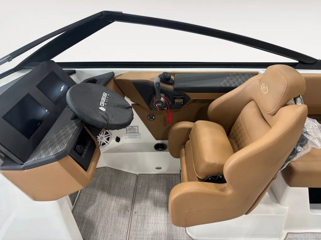 2027 COBALT R26 - photo 9