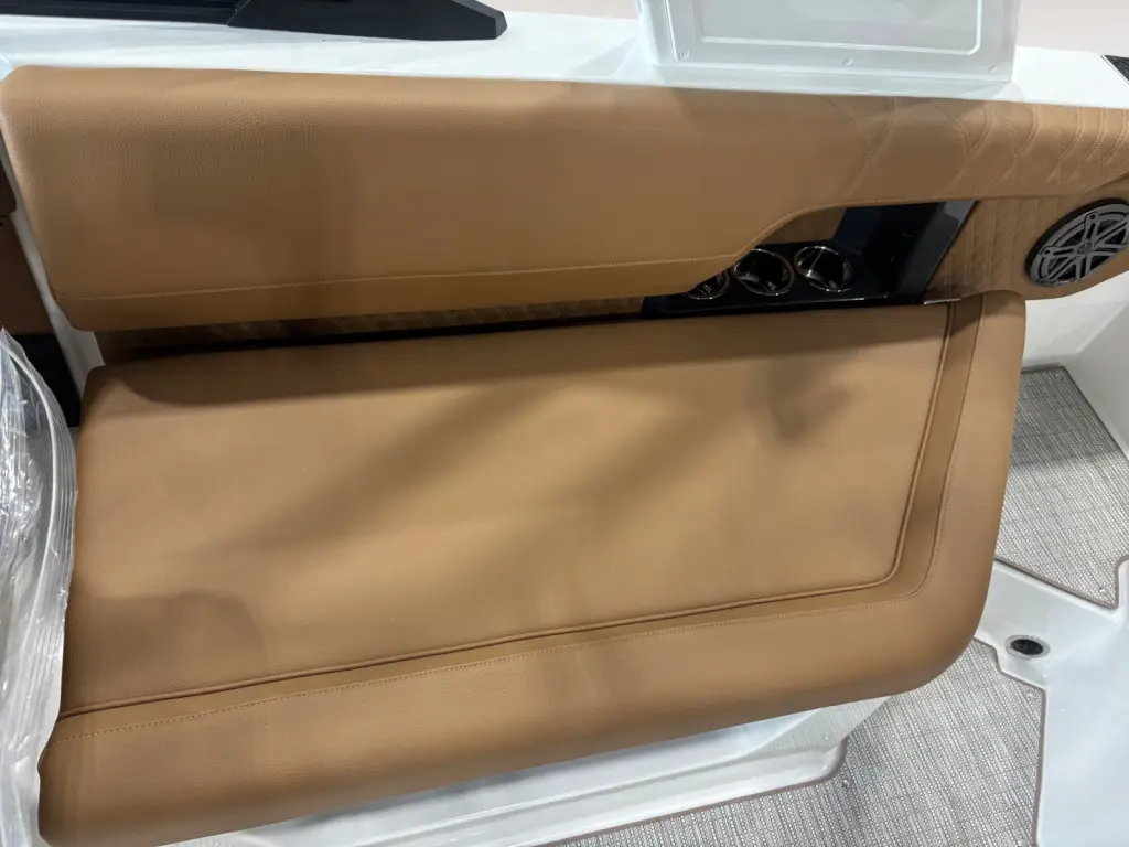 2027 COBALT R26 - photo 15
